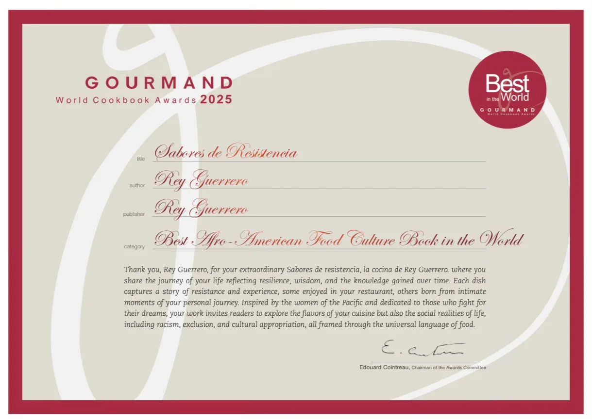 Certificado oficial Gourmand World Cookbook Awards 2025 — Sabores de Resistencia de Rey Guerrero